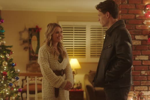 Longing Looks - A Very Charming Christmas Town