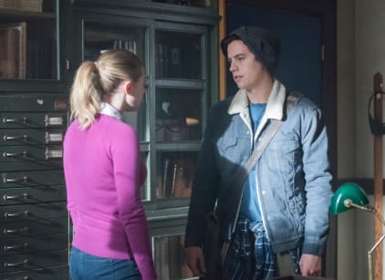 Watch riverdale season store 2