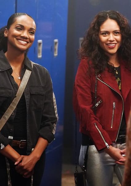 Harper and Lopez Have a Plan - The Rookie Season 2 Episode 12