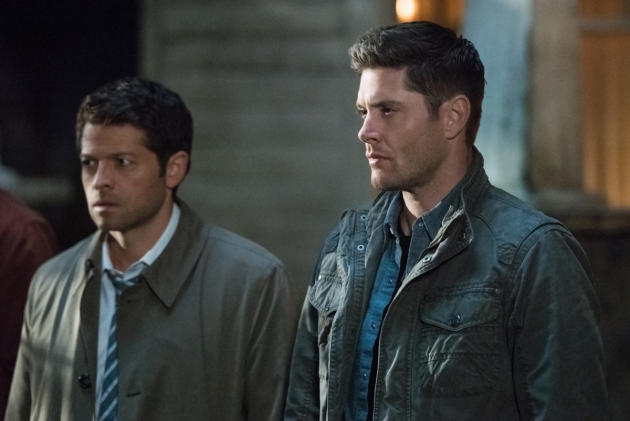 Dean refuses to leave - Supernatural Season 12 Episode 23