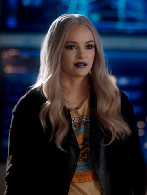 Frost The Flash Season 7 Episode 14 Tv Fanatic 5759