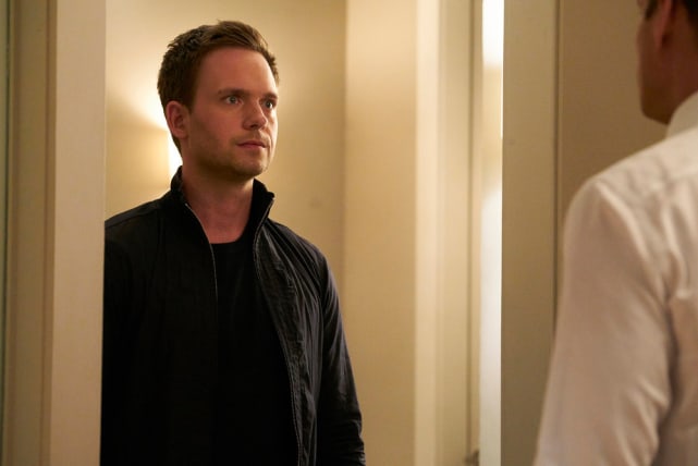 Suits 100th Episode Pictures A War Between Two Firms TV Fanatic