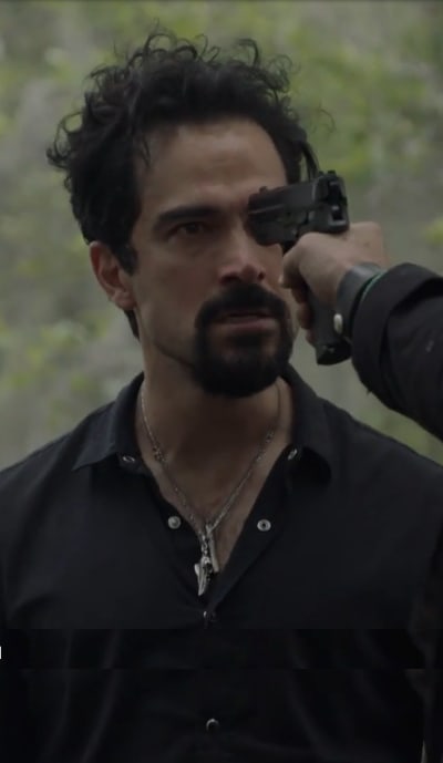 a-tough-day-queen-of-the-south-s4e4.png