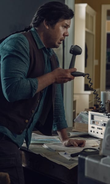 Eugene on the Radio - The Walking Dead