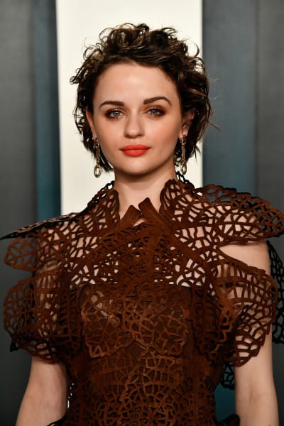 Joey King attends the 2020 Vanity Fair Oscar Party 