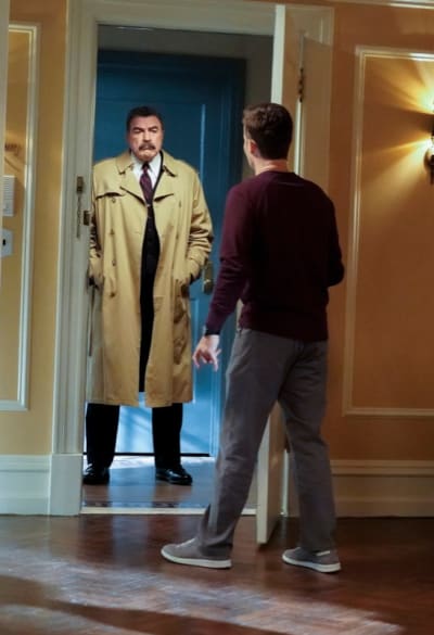 Frank Drops In - Blue Bloods Season 10 Episode 4