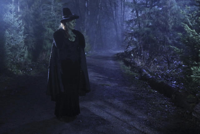 Who's There? - Once Upon a Time Season 6 Episode 18
