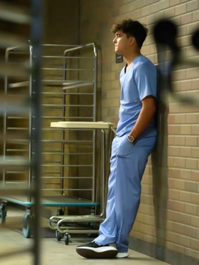 Taking Repeat "L's" - Tall - Grey's Anatomy Season 20 Episode 1