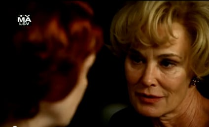 American Horror Story Sneak Preview: A Home Sale?