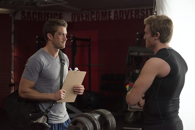Major Beefing Up? - iZombie Season 1 Episode 9