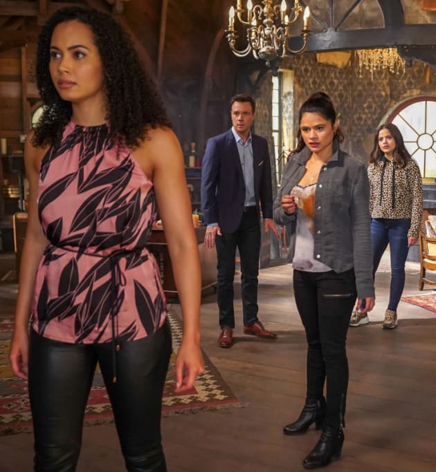 Charmed season best sale 2 full episodes