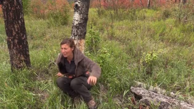 Nicole Has An Attack Alone Season 5 Episode 3 Tv Fanatic