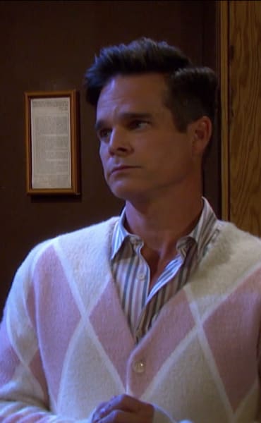 Leo in Pink - Days of Our Lives