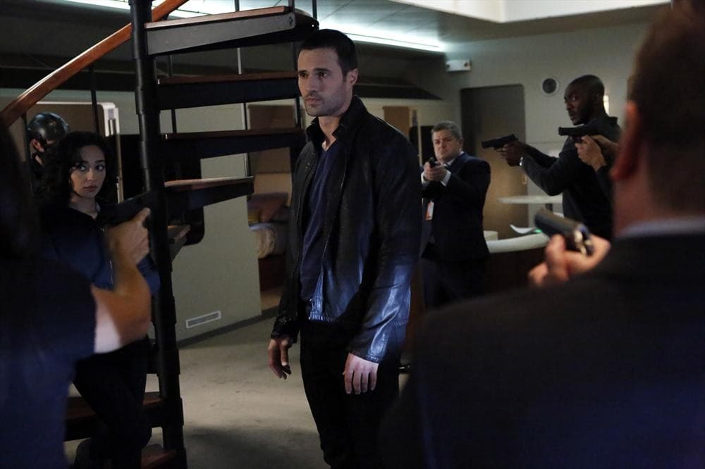 Ward On The Bus Agents Of S H I E L D Season 2 Episode 9 Tv Fanatic