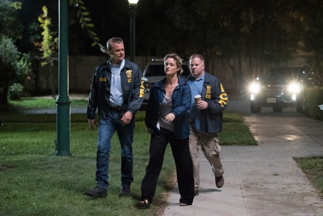 Stef Leads the Way - The Fosters Season 5 Episode 10