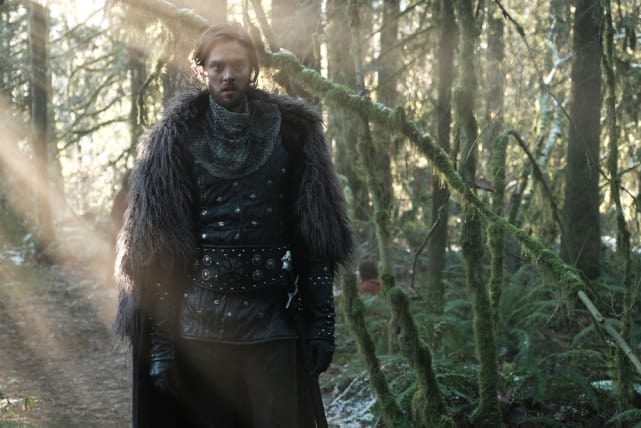 A new legend arrives - Once Upon a Time Season 6 Episode 13