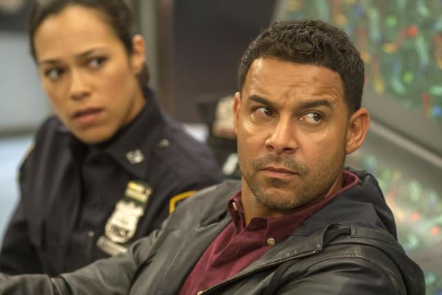 Two Cops On a Train - Castle Season 7 Episode 8