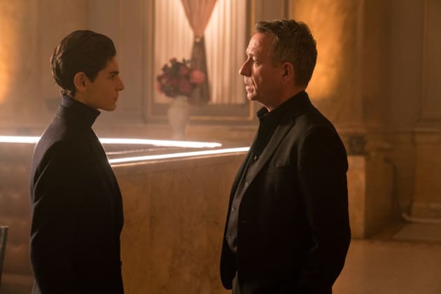 Bruce and Alfred Reunited - Gotham Season 4 Episode 14