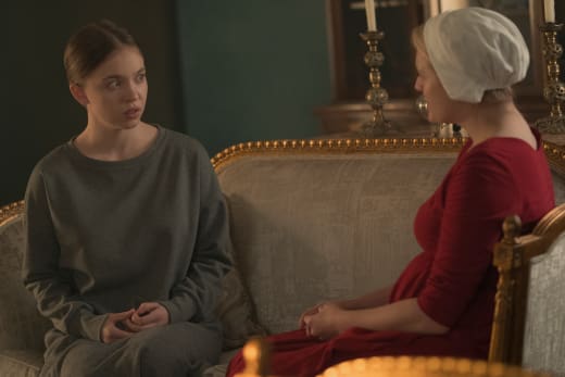 The Handmaid S Tale Season 2 Episode 6 Review First Blood Tv Fanatic