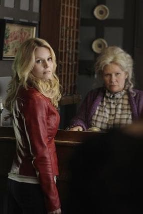 Once Upon a Time Season 1 Episode 1 TV Fanatic