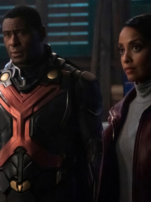 J'onn and Kelly - Supergirl Season 5 Episode 13 - TV Fanatic