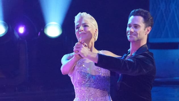 Perfect 40 - Dancing With the Stars