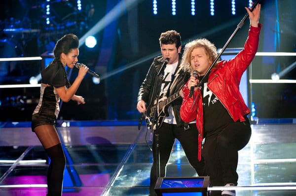 Erin Martin and The Shields Brothers Battle
