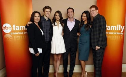 Pretty Little Liars Creator Prepares Fans for "Mona-Mania," Record Storytelling Pace