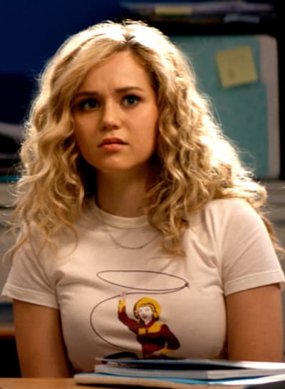 Courtney school - Stargirl Season 2 Episode 2