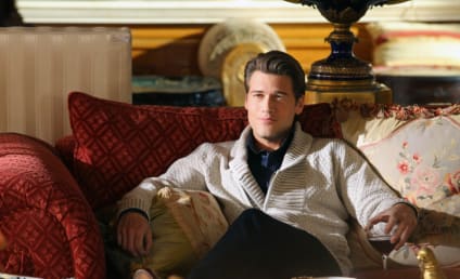90210 First Look: Welcome, Nick Zano!