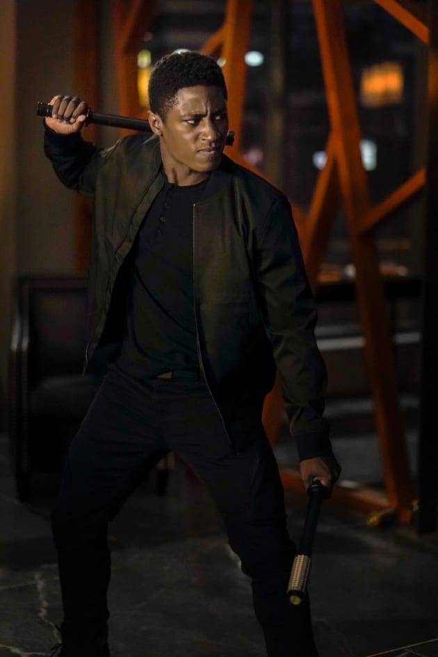 Arrow Season 8 Episode 3 Review: Leap of Faith - TV Fanatic