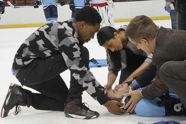 A Hockey Player's Injury - Pure Genius