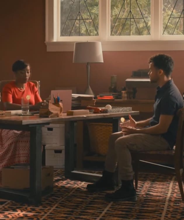 Helen helps Issac - Sweet Magnolias Season 2 Episode 2