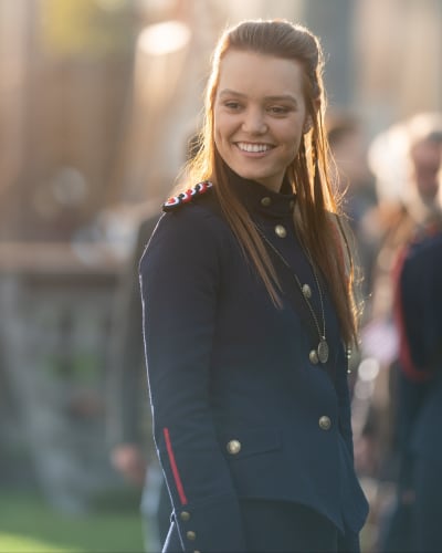 Happy in the World - Motherland: Fort Salem Season 1 Episode 2