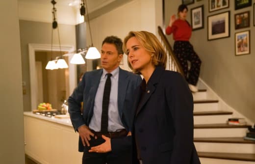 Madam Secretary Season 4 Episode 17 Review Phase Two Tv Fanatic Former cia agent elizabeth faulkner mccord is suddenly thrust into the position of us secretary of state where she must quickly learn to drive international diplomacy, wrangle office politics and balance a complex family life. madam secretary season 4 episode 17