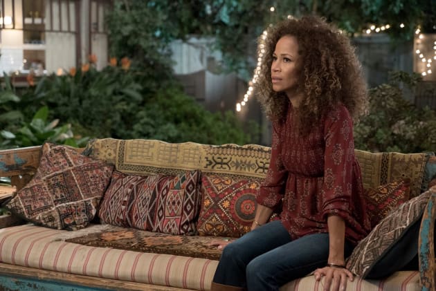 Calm Mom - The Fosters Season 5 Episode 4