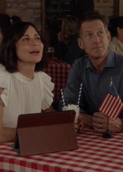 Two Straws - Good Witch Season 6 Episode 6