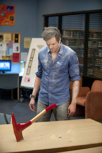 Community Season 3 Premiere Poto