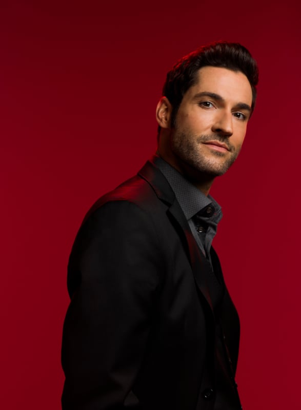 Lucifer Season 3 Cast Photos Smokin Hot Tv Fanatic 