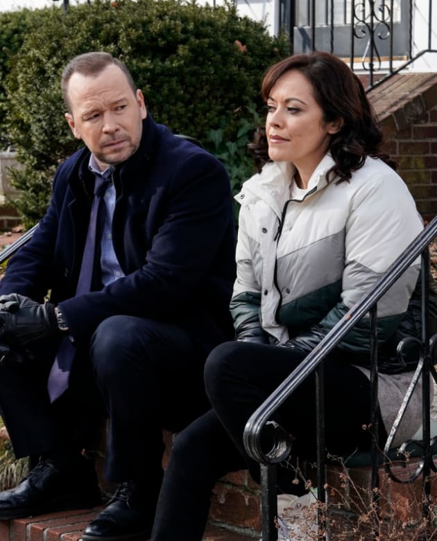 Taking Her Side/Tall - Blue Bloods Season 11 Episode 9