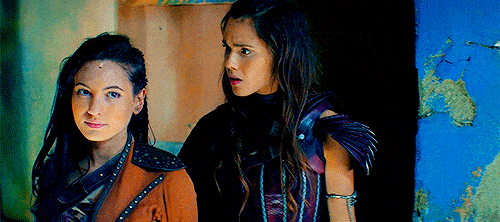Amberle and Eretria - The Shannara Chronicles
