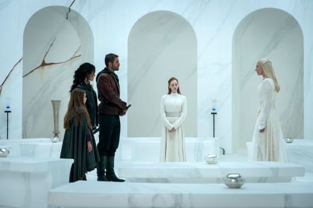 Glinda Meets Dorothy - Emerald City Season 1 Episode 7