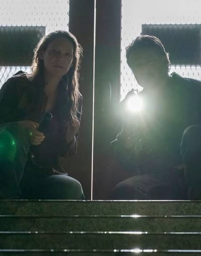 Shining a Light Into the Darkness - The Last of Us Temporada 1 Episódio 1