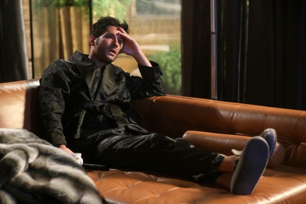 Watch lucifer season on sale 3 online free