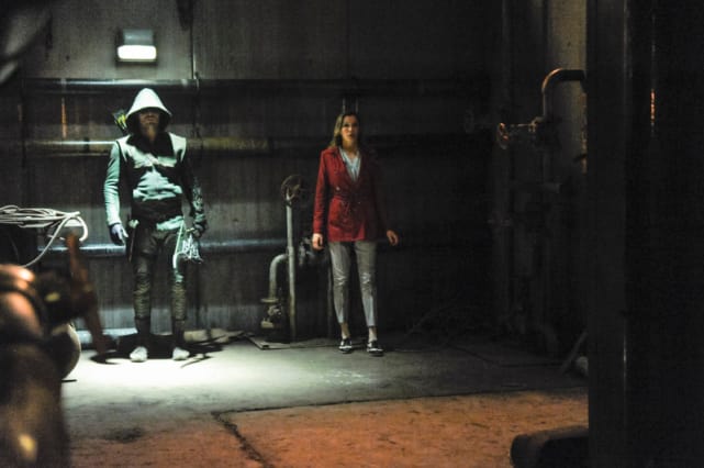 Arrow and Laurel Against an Army
