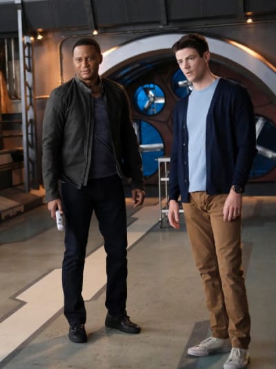 Diggle and Barry - The Flash Season 7 Episode 16