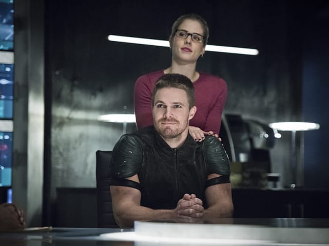 Happy Couple - Arrow Season 4 Episode 7