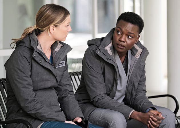 Mina Talks to Nic - The Resident Season 4 Episode 9