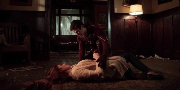 Barry Going Back to Save His Mother - The Flash