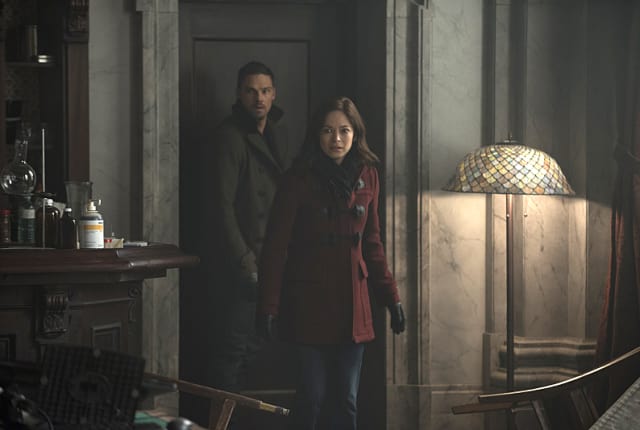 Watch Beauty and the Beast Season 3 Episode 12 Online - TV ...